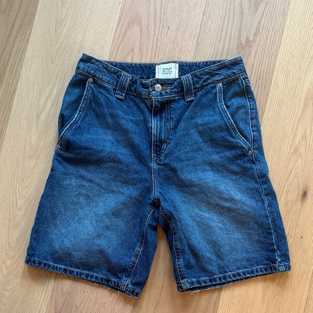 Urban outfitters BDG mid thigh short